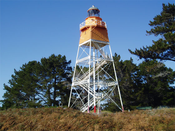Lighthouse_FarewellPoint.jpg